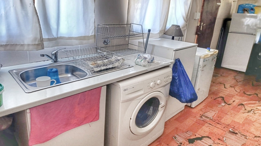 2 Bedroom Property for Sale in Idasvallei Western Cape